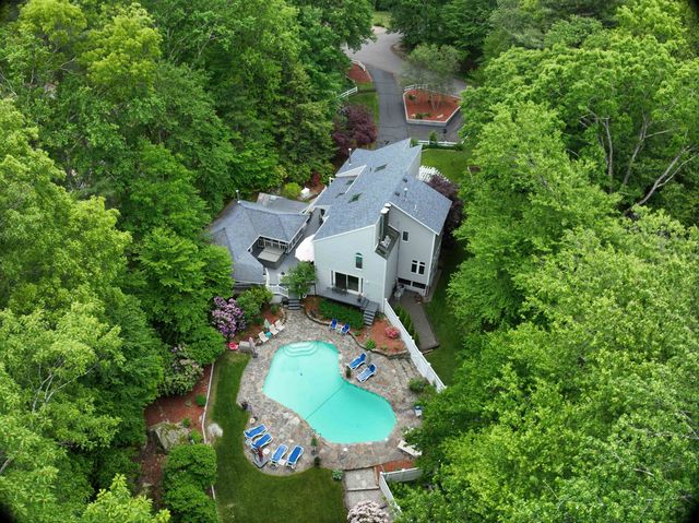 6 Haines Terrace, Merrimack, NH 03054
