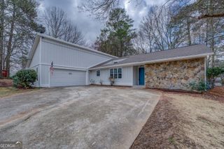 2809 Fieldstone Drive SE, Conyers, GA 30013