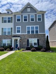 4054 Overview Drive, Cecil, PA 15317