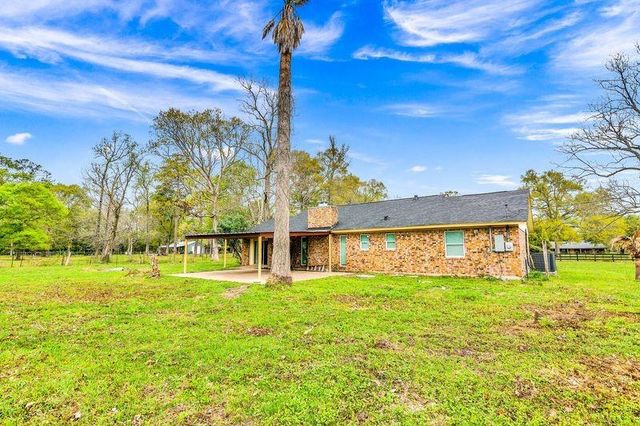 481 County Road 2084, Liberty, TX 77575