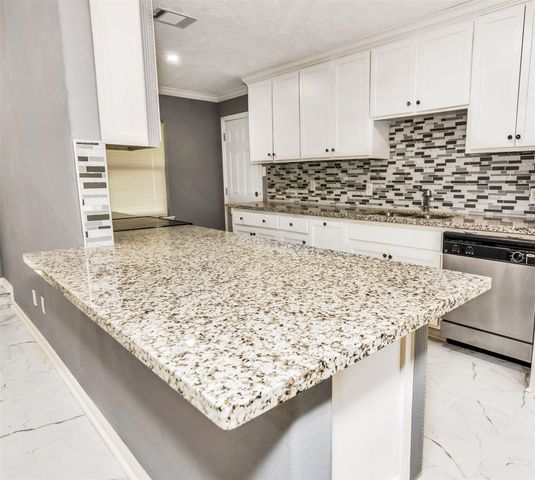 481 County Road 2084, Liberty, TX 77575