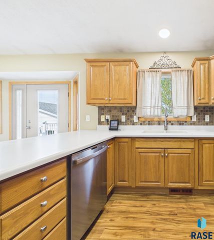 27297 Cypress Ave Avenue, Tea, SD 57064