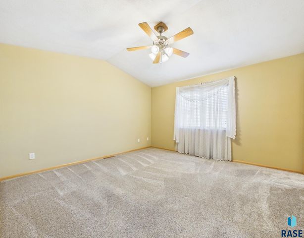 27297 Cypress Ave Avenue, Tea, SD 57064