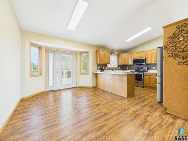 27297 Cypress Ave Avenue, Tea, SD 57064
