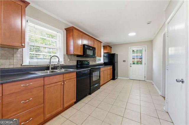 1003 Valley Drive, Smyrna, GA 30080