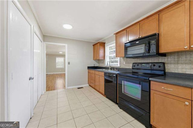 1003 Valley Drive, Smyrna, GA 30080