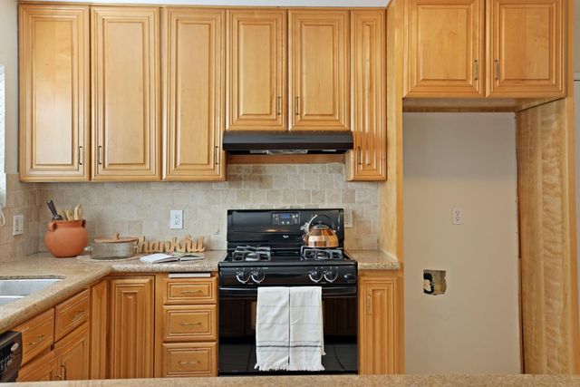 101 Patricia Ave, Stockton, CA 95210