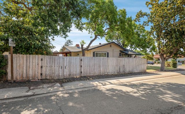 101 Patricia Ave, Stockton, CA 95210