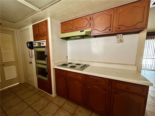 5209 Honeysuckle, Corpus Christi, TX 78415