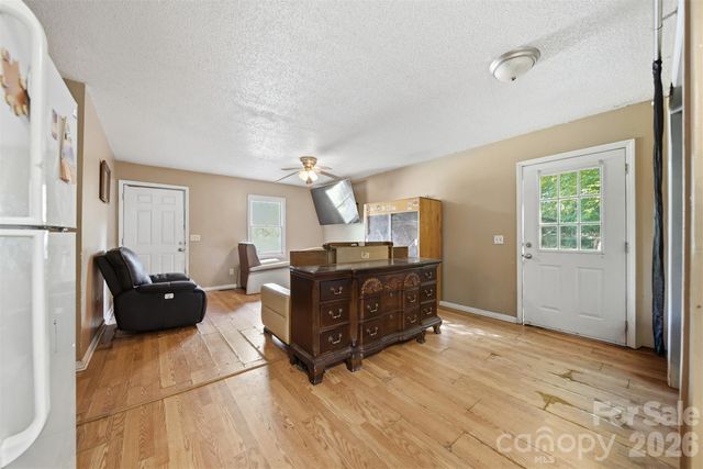 1006 Perkins Place, Lenoir, NC 28645