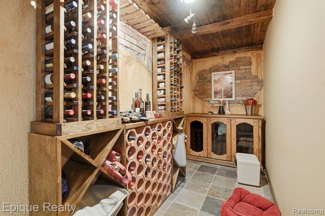 9867 Finnegan Drive, Brighton, MI 48116