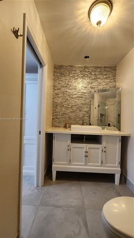 11425 SW 87th Terrace, Miami, FL 33173