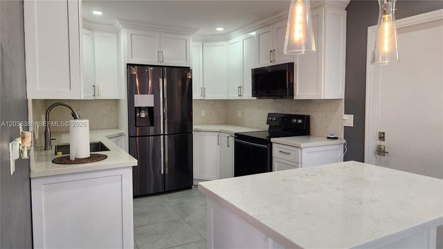 11425 SW 87th Terrace, Miami, FL 33173