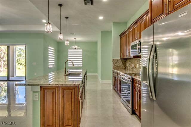 1018 Desoto AVE, Lehigh Acres, FL 33972