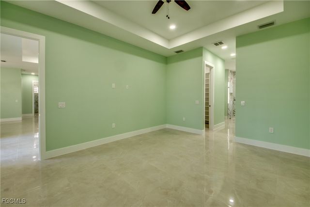 1018 Desoto AVE, Lehigh Acres, FL 33972