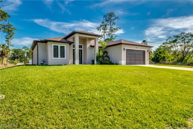 1018 Desoto AVE, Lehigh Acres, FL 33972