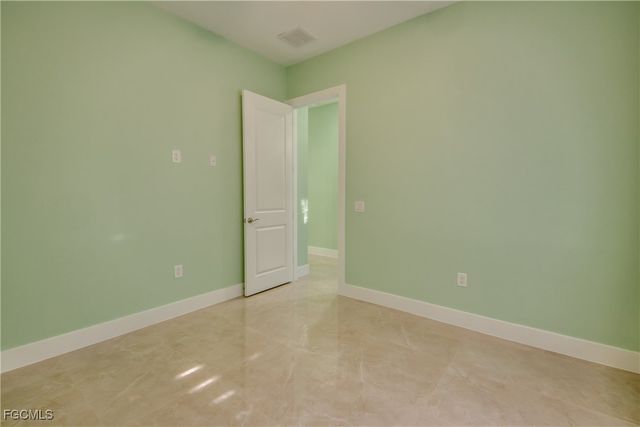 1018 Desoto AVE, Lehigh Acres, FL 33972