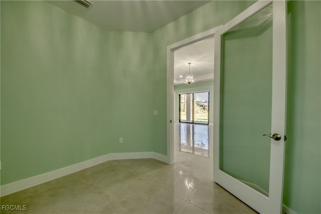 1018 Desoto AVE, Lehigh Acres, FL 33972