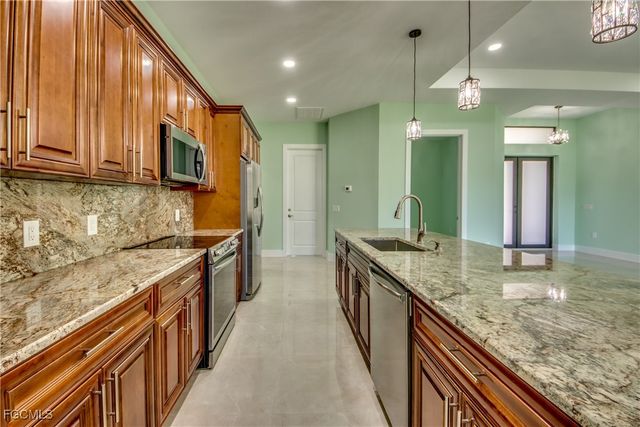 1018 Desoto AVE, Lehigh Acres, FL 33972