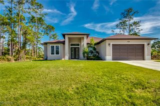 1018 Desoto AVE, Lehigh Acres, FL 33972