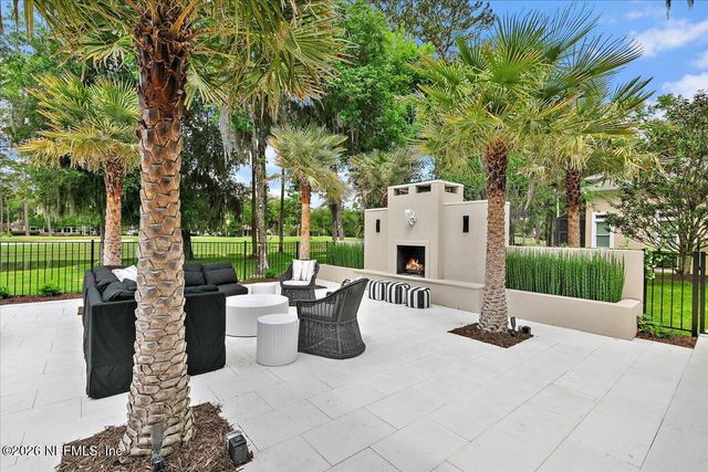 8049 WHISPER LAKE Lane W, Palm Valley, FL 32082