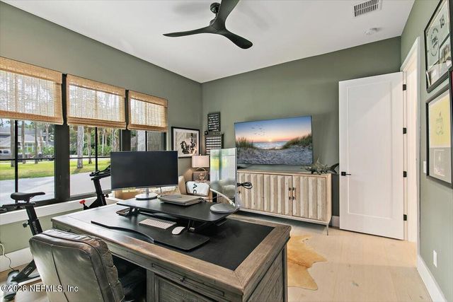 8049 WHISPER LAKE Lane W, Palm Valley, FL 32082