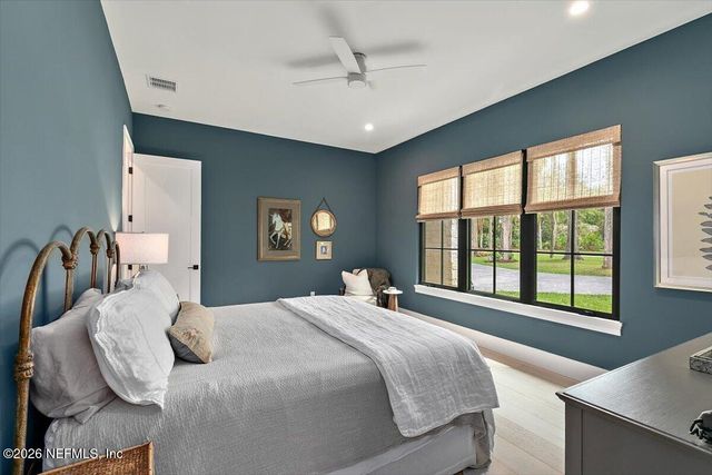 8049 WHISPER LAKE Lane W, Palm Valley, FL 32082