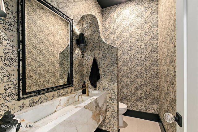 8049 WHISPER LAKE Lane W, Palm Valley, FL 32082