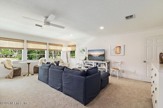 8049 WHISPER LAKE Lane W, Palm Valley, FL 32082