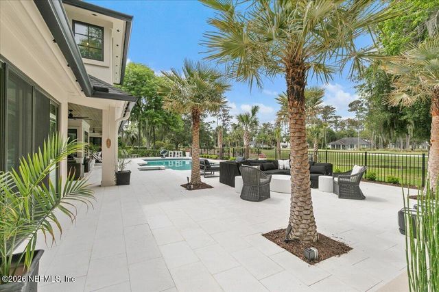 8049 WHISPER LAKE Lane W, Palm Valley, FL 32082