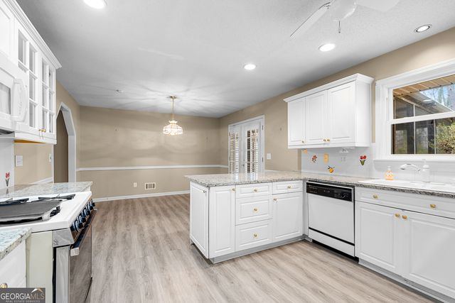 125 Brierwood Court, Fayetteville, GA 30215