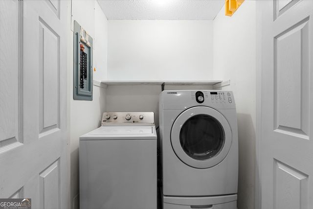 125 Brierwood Court, Fayetteville, GA 30215