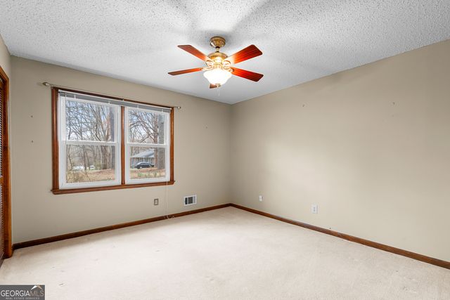 125 Brierwood Court, Fayetteville, GA 30215