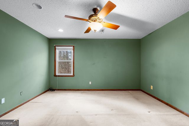 125 Brierwood Court, Fayetteville, GA 30215