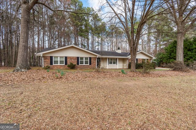 125 Brierwood Court, Fayetteville, GA 30215