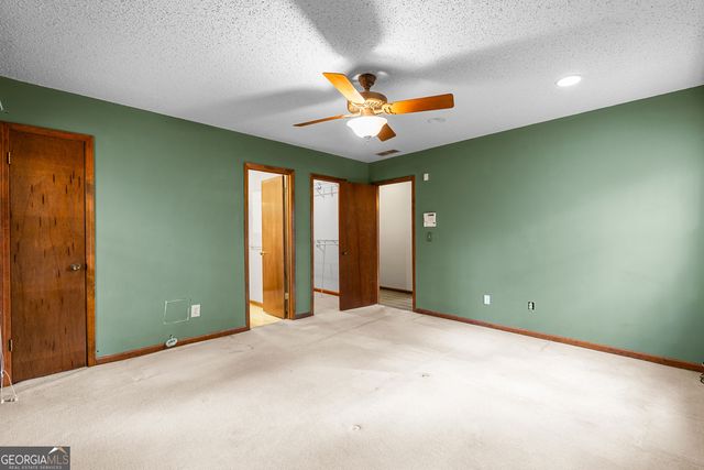 125 Brierwood Court, Fayetteville, GA 30215