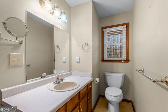 125 Brierwood Court, Fayetteville, GA 30215