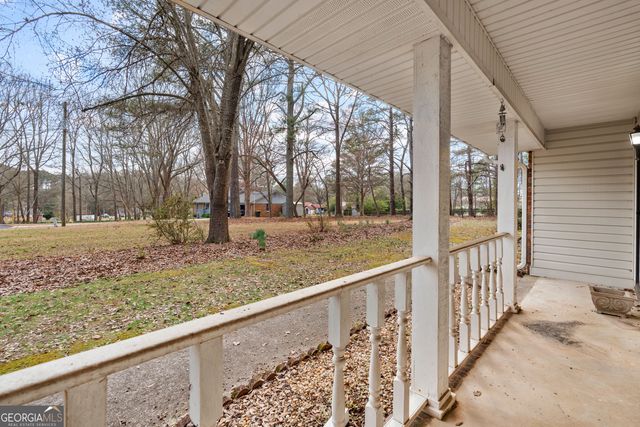 125 Brierwood Court, Fayetteville, GA 30215