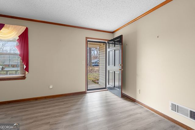 125 Brierwood Court, Fayetteville, GA 30215