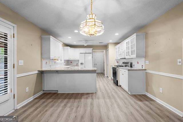 125 Brierwood Court, Fayetteville, GA 30215