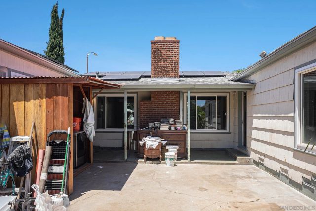 74 E St East, Chula Vista, CA 91910