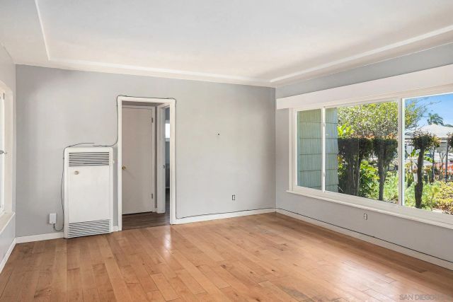 74 E St East, Chula Vista, CA 91910