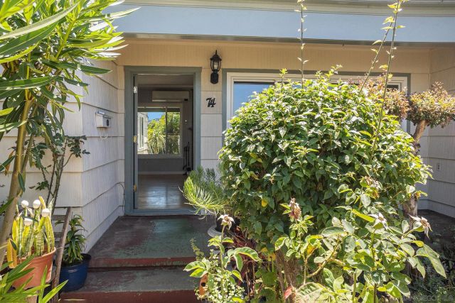 74 E St East, Chula Vista, CA 91910