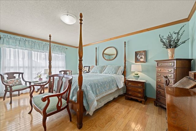 1 Oakridge Court, Anderson, SC 29621
