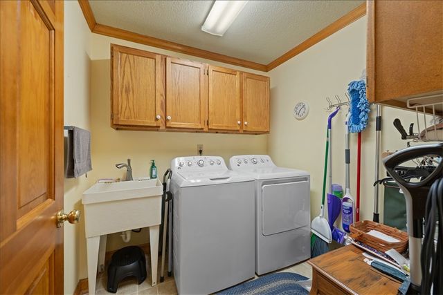 1 Oakridge Court, Anderson, SC 29621