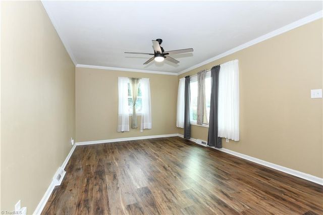 1600 Glenridge Road, Greensboro, NC 27405