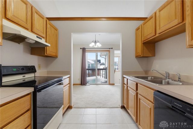 621 Thornburg, Tipp City, OH 45371