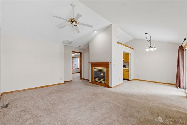 621 Thornburg, Tipp City, OH 45371