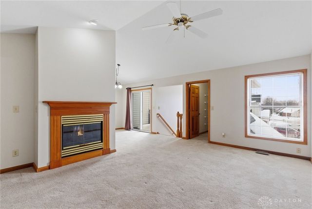 621 Thornburg, Tipp City, OH 45371