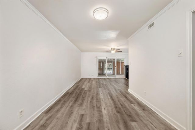 6107 Bullard DR A, Austin, TX 78757